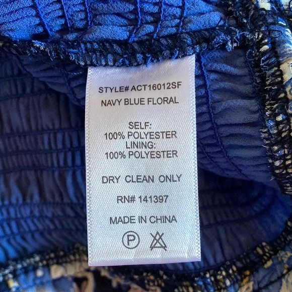 NWOT - ASTR THE LABEL January Floral-Print Flutter Sleeve Crop Top - Sz L - Picture 6 of 16